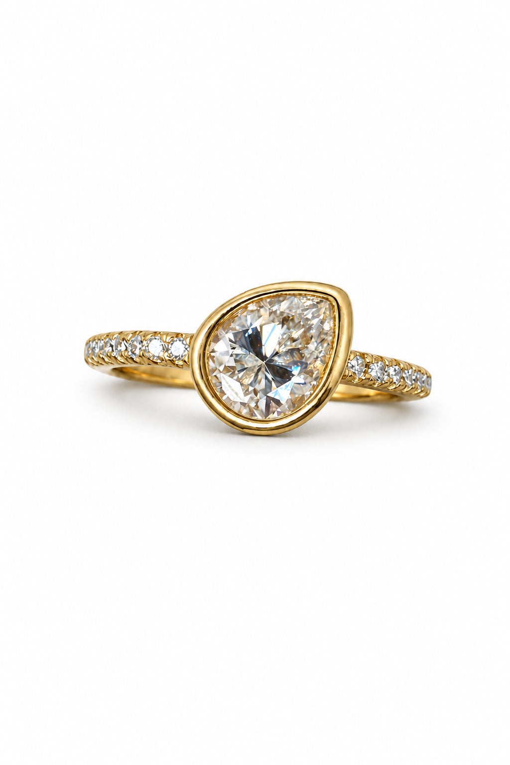Pear Moissanite Bezel